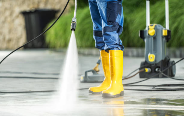 Best Pressure Washing Cost  in Three Oaks, FL